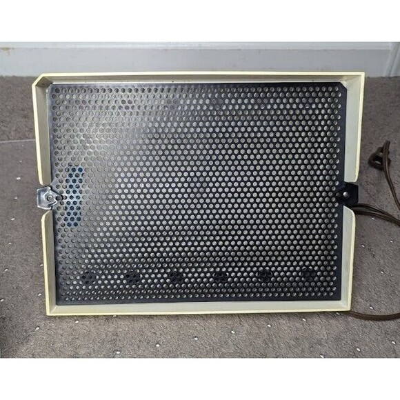 Vintage Lite Brite Hasbro 1973 Light Bright W/ORIGINAL BOX, PEGS, & PAPERS - Picture 6 of 12